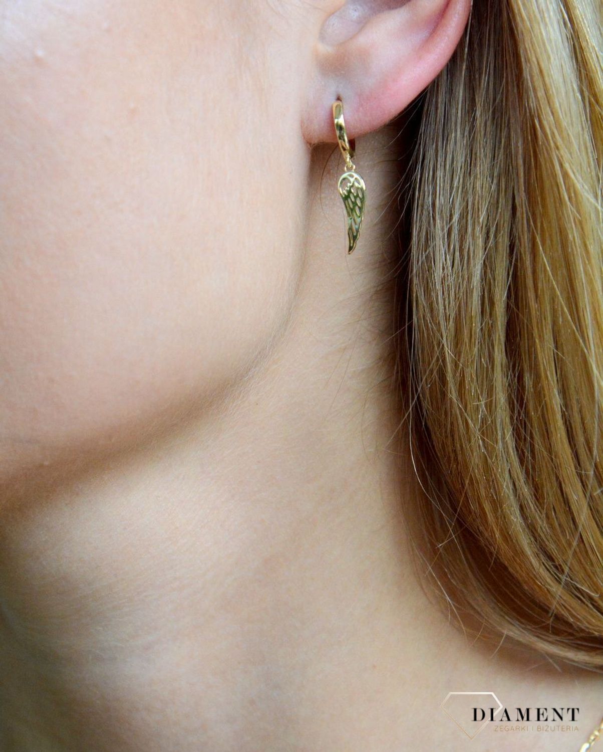 Złote kolczyki damskie 375 wiszące skrzydełka na kółeczku KL 5122A 375.jpg